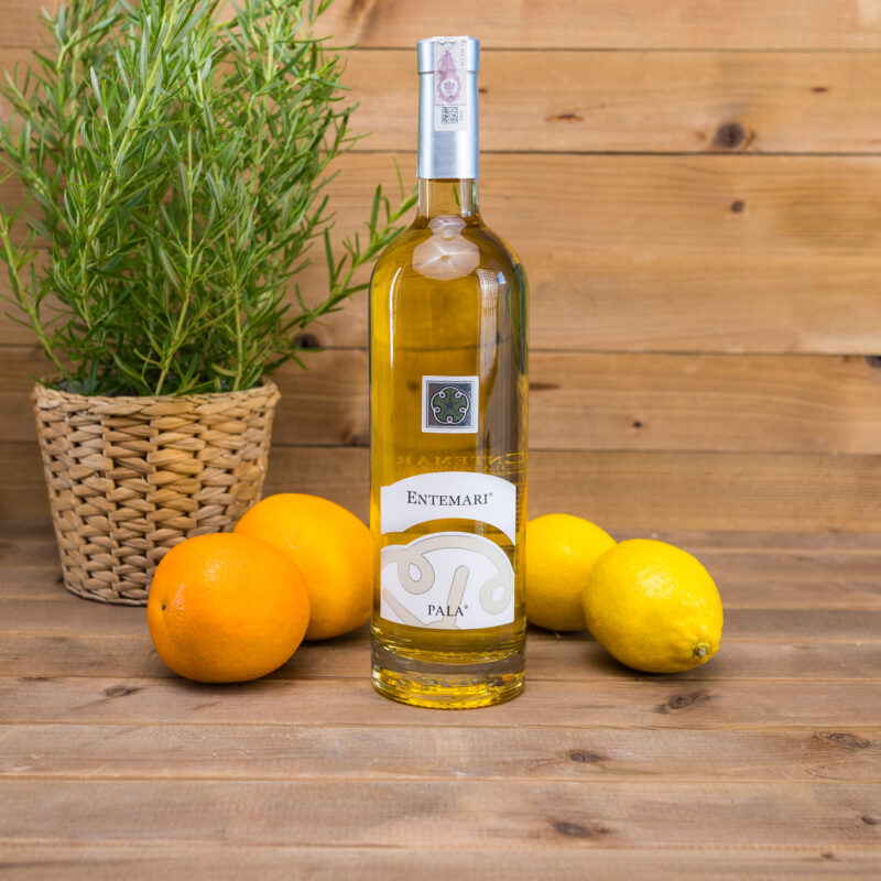 Entemari - Isola dei Nuraghi IGT 750ml Pala