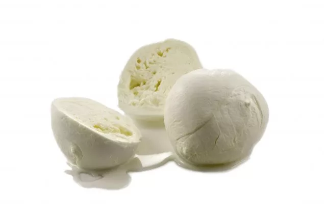 Mozzarella di Bufala Campagna DOP 125g Valcolatte - obrazek 3