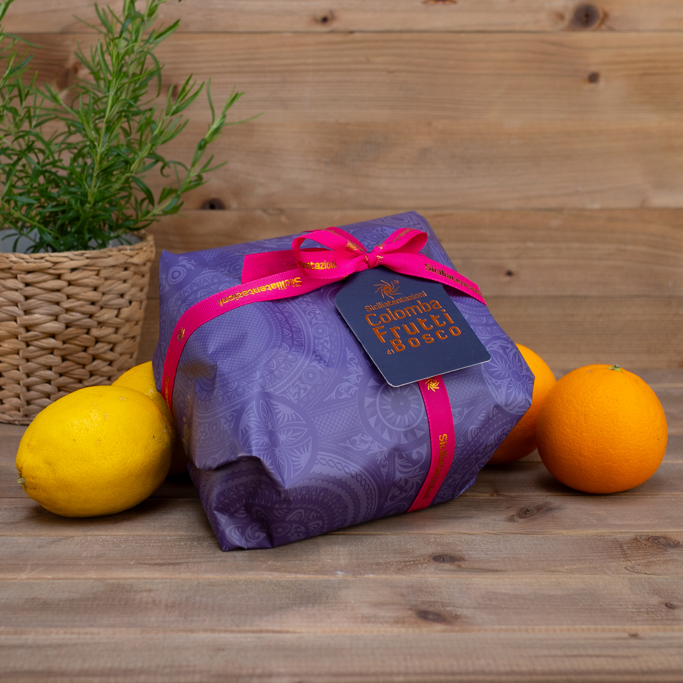 Ciasto Colomba z owocami leśnymi 500g Siciliatentazioni